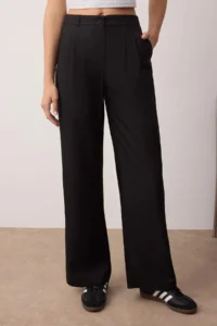 TRENDYOLMİLLA Black Wide Leg/Wide Leg Pilili Weaving Dress Pants - Image 3