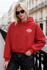 TRENDYOLMİLLA Red Back Print Detailed Hooded Thick Fleece Inside Knitting Sweatshirt