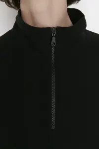 TRENDYOLMİLLA Black Thessaloniki/Knitwear look Zippered Collar Regular/Normal Pattern Knitting Sweatshirt - Image 8