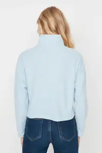 TRENDYOLMİLLA Mavi Thessaloniki/Knitwear look Zippered Collar Regular/Normal Pattern Knitting Sweatshirt - Image 9
