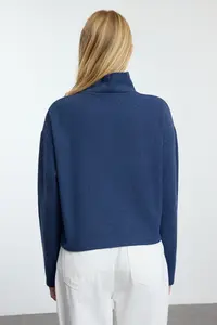 TRENDYOLMİLLA Indigo Thessaloniki/Knitwear look Zippered Collar Regular/Normal Pattern Knitting Sweatshirt - Image 9