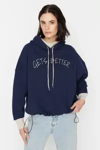 TRENDYOLMİLLA Navy Blue Thick Fleece Lined Knitwear Tape Detailed Hooded Knitting Sweatshirt - Image 5