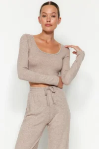 TRENDYOLMİLLA Beige soft Crop and Wide Leg/Wide Leg Knitting Bottom Top Set - Image 3