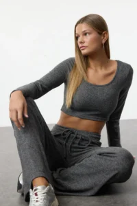 TRENDYOLMİLLA Anthracite soft Crop and Wide Leg/Wide Leg Knitting Bottom Top Set - Image 2