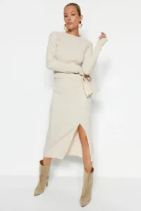 TRENDYOLMİLLA Stone Crop Knitwear Top and Bottom Set - Image 2