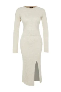 TRENDYOLMİLLA Stone Crop Knitwear Top and Bottom Set - Image 6