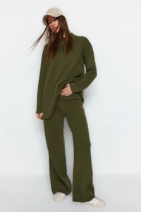 TRENDYOLMİLLA Yağ Green Wide Pattern Basic Knitwear Top and Bottom Set