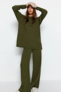 TRENDYOLMİLLA Yağ Green Wide Pattern Basic Knitwear Top and Bottom Set - Image 3
