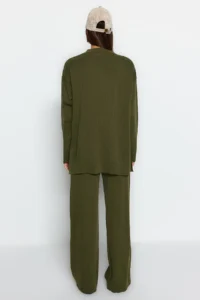 TRENDYOLMİLLA Yağ Green Wide Pattern Basic Knitwear Top and Bottom Set - Image 5