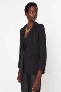 TRENDYOLMİLLA Black Weaving Lined Single Button Closure Blazer Jacket - Image 3