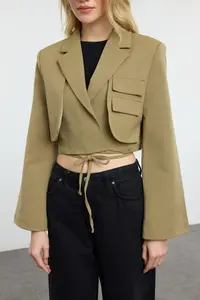 TRENDYOLMİLLA Light Khaki Crop Lined Double breasted Weaving Blazer Jacket - Image 3