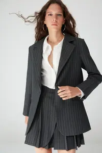 TRENDYOLMİLLA Special Collection Anthracite Regular Lined Weaving Striped Blazer Jacket - Image 8