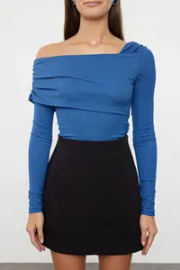 TRENDYOLMİLLA Indigo Asymmetric Neckline Draped Fitted Crepe snaps Knitting Bodysuit .D.00043 - Image 3