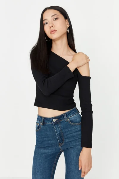 TWOAW23BZ00088-BLACK_1