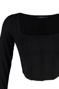 TRENDYOLMİLLA Black Piping Detailed Square Neck Fitted Crop interlock Knitting Blouse - Image 8
