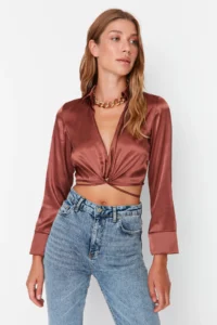 TRENDYOLMİLLA Brown Crop Binding Detailed Satin Weaving Blouse - Image 3