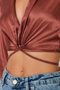 TRENDYOLMİLLA Brown Crop Binding Detailed Satin Weaving Blouse - Image 4