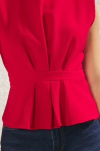 TRENDYOLMİLLA Rejection Weaving Crew Neck Sleeveless Blouse - Image 4