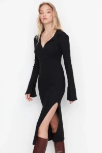 TRENDYOLMİLLA Black Fake Knitwear Fitted Polo Shirt Collar Maxi Ribbed Flexible Knitting Pen Dress - Image 3