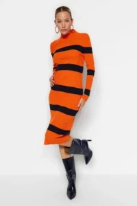 TRENDYOLMİLLA Orange Midi Knitwear Striped Dress - Image 3