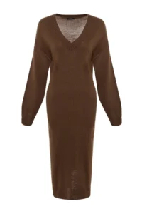 TRENDYOLMİLLA Brown Maxi Knitwear Wide Pattern Dress - Image 6