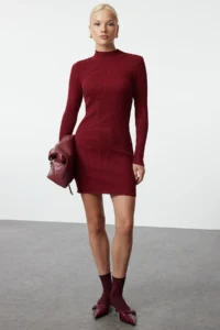 TRENDYOLMİLLA Burgundy Mini Knitwear Fitted Dress