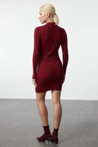 TRENDYOLMİLLA Burgundy Mini Knitwear Fitted Dress - Image 5
