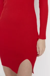 TRENDYOLMİLLA Rejection Mini Knitwear slit Fitted Dress - Image 4