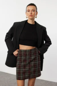 TRENDYOLMiLLA Black Plaid Patterned Tweed Material Mini Weaving Skirt - Image 2
