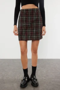 TRENDYOLMiLLA Black Plaid Patterned Tweed Material Mini Weaving Skirt - Image 3