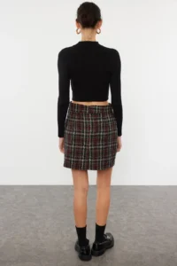 TRENDYOLMiLLA Black Plaid Patterned Tweed Material Mini Weaving Skirt - Image 5