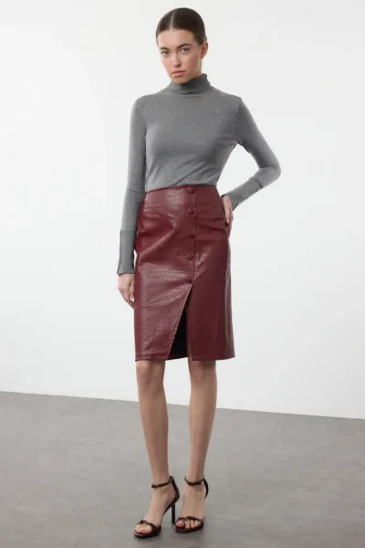 TWOAW23ET00260-RED_1
