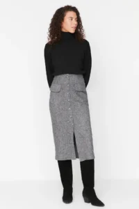 TRENDYOLMiLLA Gray Pocket Detail buttoned Winter Bowl Material Midi Weaving Skirt - Image 2