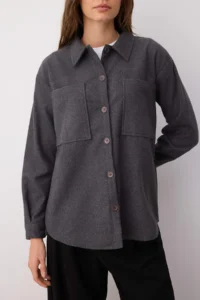 TRENDYOLMİLLA Anthracite double pocket Oversized/Wide Pattern Bowl Weaving Shirt - Image 3