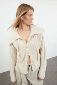 TRENDYOLMİLLA Stone Wide Pattern Zipper Detailed Knitwear Cardigan