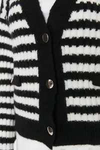 TRENDYOLMİLLA Black Soft textured Striped Knitwear Cardigan - Image 4