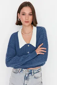 TRENDYOLMİLLA Indigo Super Crop Shirt Garnished Knitwear Cardigan - Image 2