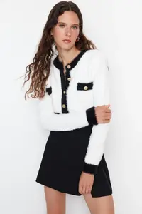TRENDYOLMİLLA Ecru Crop Beard/Shaggy Thread Jacket Look Knitwear Cardigan - Image 2