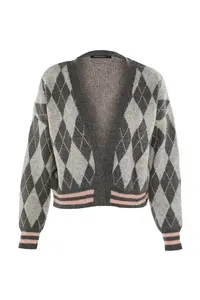 TRENDYOLMİLLA Gray Soft textured Baklava Patterned Knitwear Cardigan - Image 6