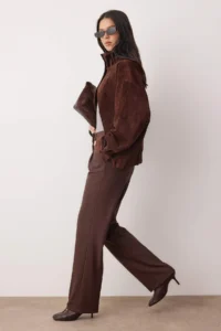 TRENDYOLMİLLA Dark Brown Straight/Plain Kesim Pilili Weaving Dress Pants - Image 2