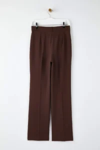 TRENDYOLMİLLA Dark Brown Straight/Plain Kesim Pilili Weaving Dress Pants - Image 6