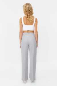 TRENDYOLMİLLA Gray Straight/Plain Kesim Pilili Weaving Pants - Image 4