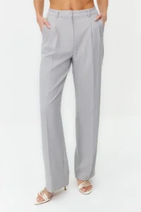 TRENDYOLMİLLA Gray Straight/Plain Kesim Pilili Weaving Pants - Image 5