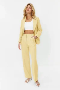 TRENDYOLMİLLA Yellow Straight/Plain Kesim Pilili Weaving Dress Pants - Image 3