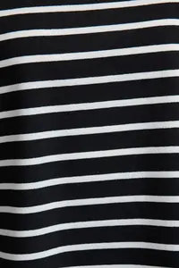 TRENDYOLMİLLA Black Striped Oversized/Wide Cut Crew Neck Thin Knitting Sweatshirt - Image 4