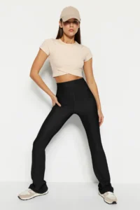 TRENDYOLMİLLA Black Ribbed flared leg Yoga Knitting Sports Leggings - Image 4