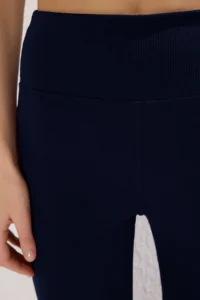 TRENDYOLMİLLA Dark Navy Ribbed flared leg Yoga Knitting Sports Leggings - Image 3