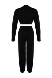 TRENDYOLMİLLA Black Super Crop Jogger Pants Knitwear Top and Bottom Set - Image 8