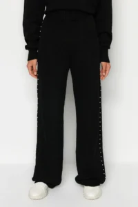 TRENDYOLMİLLA Black Wide Pattern Stone Detailed Knitwear Top and Bottom Set - Image 5