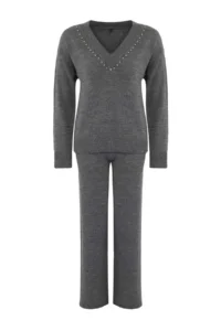 TRENDYOLMİLLA Anthracite Wide Pattern Stone Detailed Knitwear Top and Bottom Set - Image 5